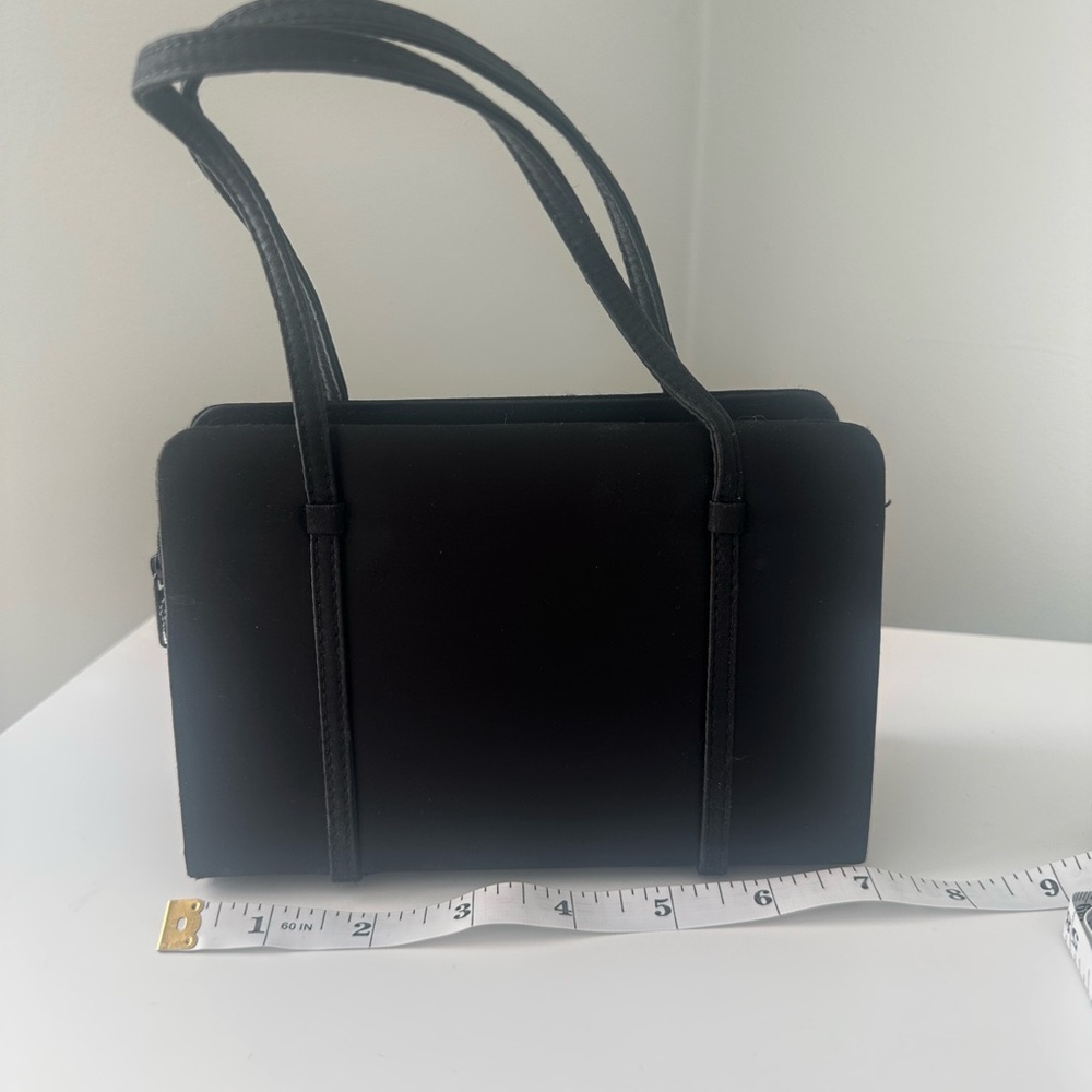 La Regale Elegant Black Mini Bag - Picture 2 of 10